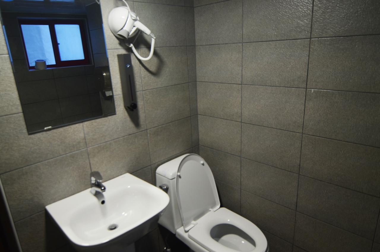 Kimchee Busan Station Guesthouse Dış mekan fotoğraf